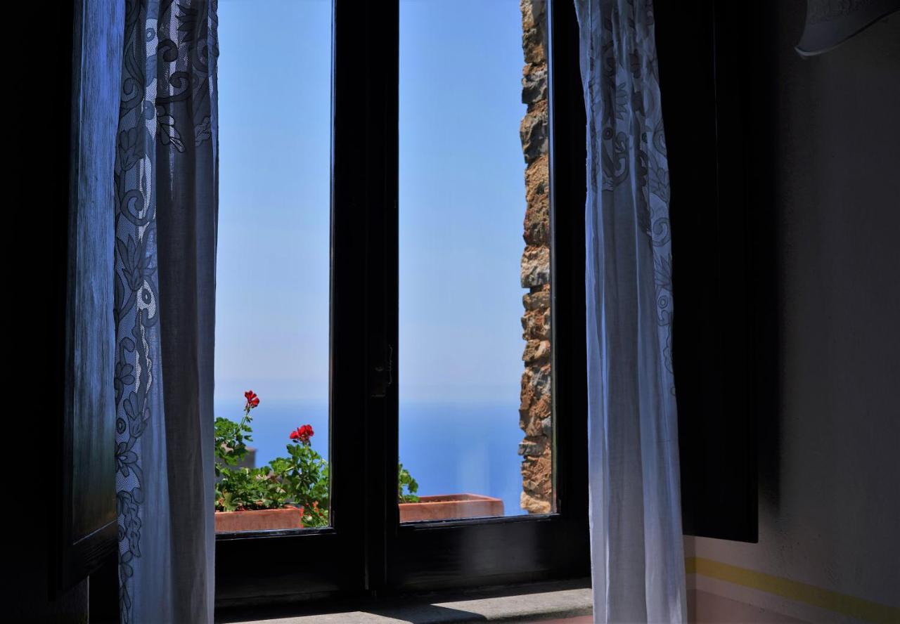 Marulivo Hotel Pisciotta Exterior photo