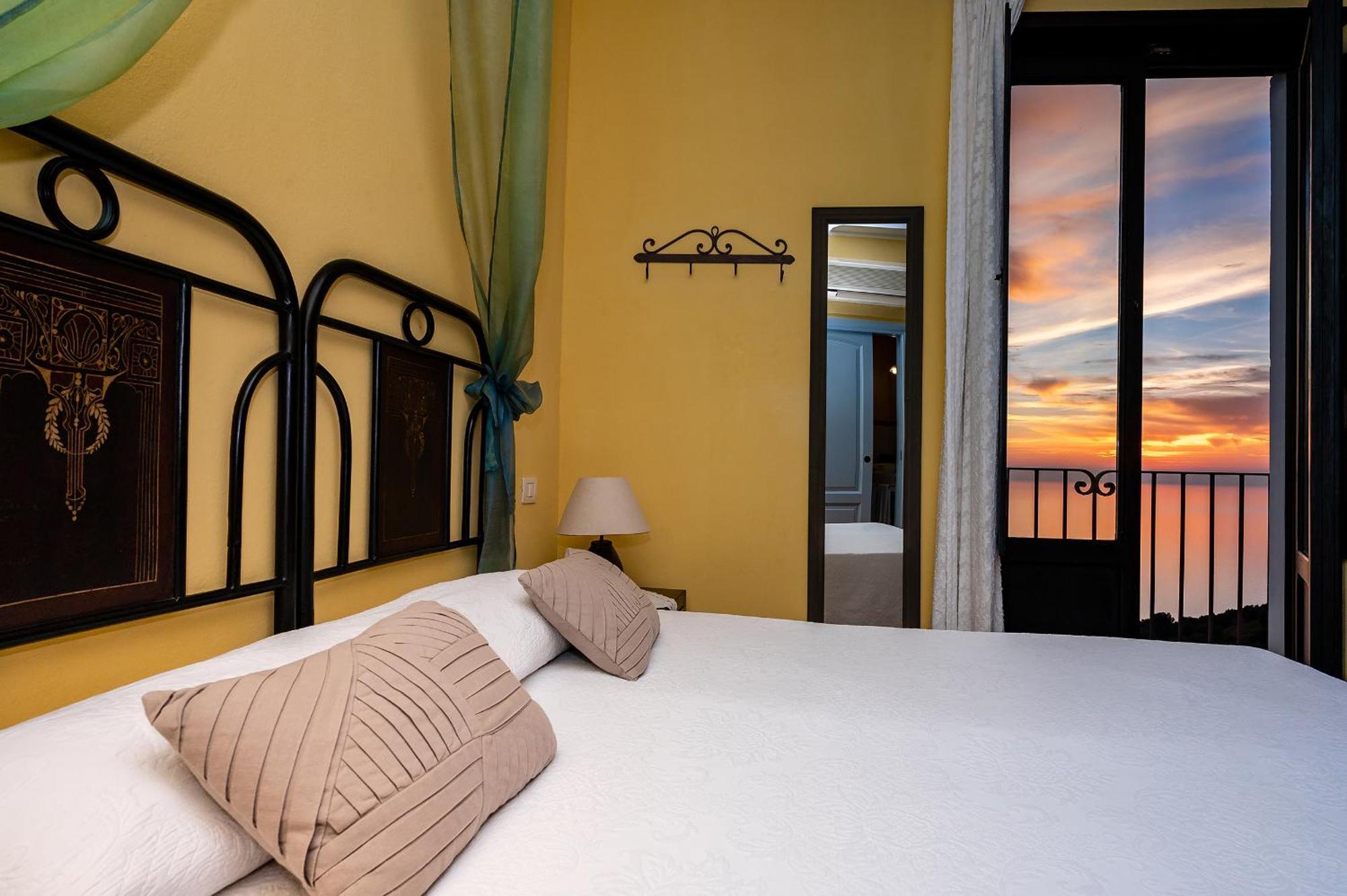 Marulivo Hotel Pisciotta Exterior photo