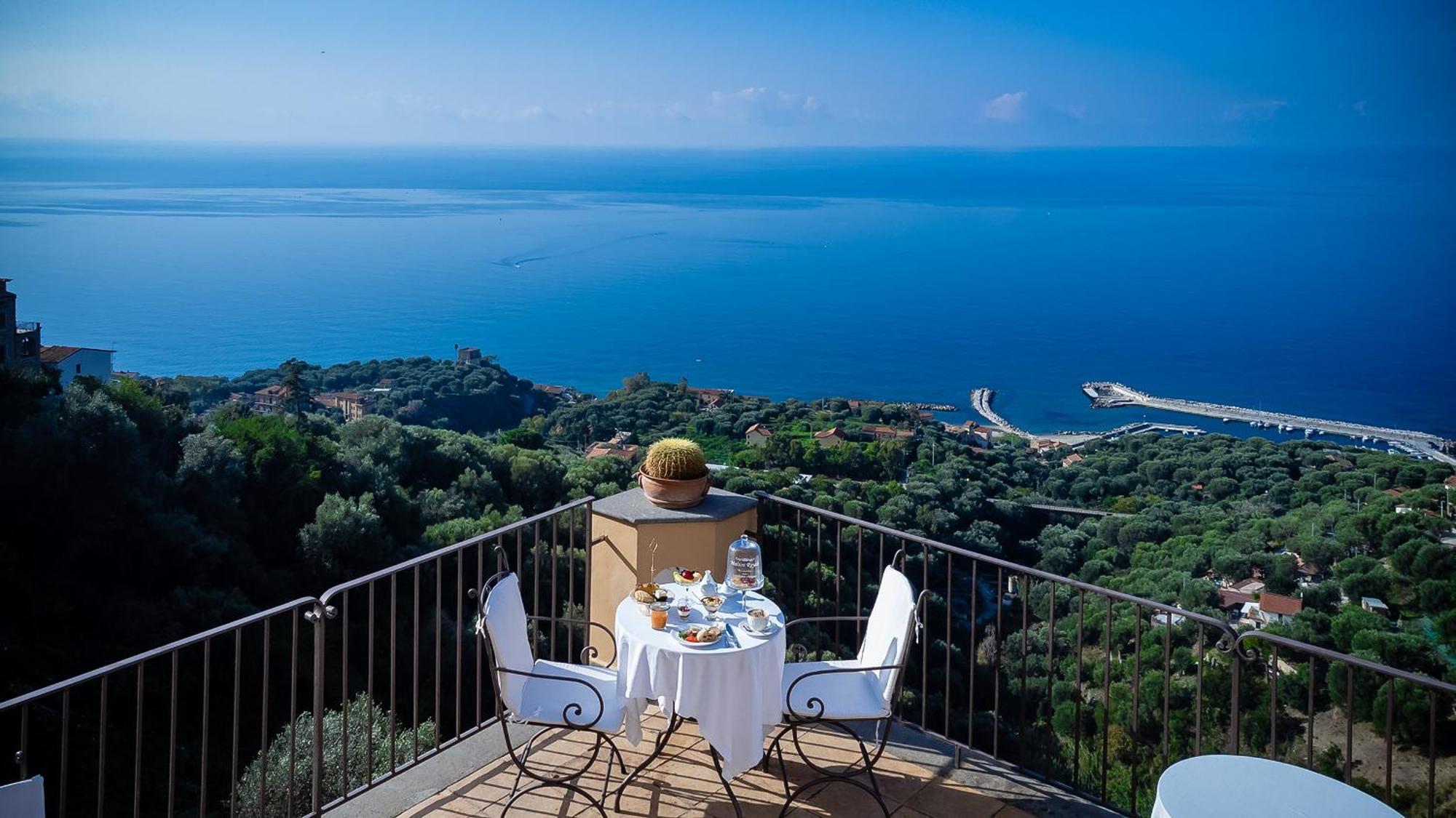 Marulivo Hotel Pisciotta Exterior photo