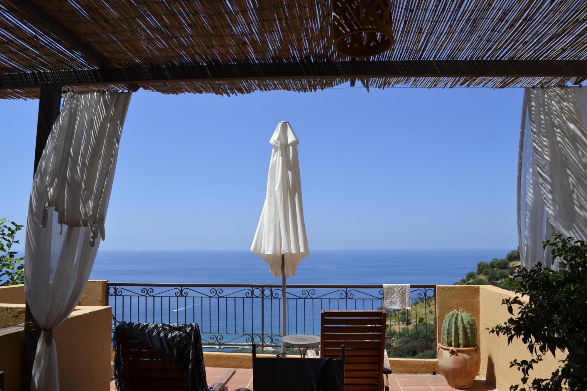 Marulivo Hotel Pisciotta Room photo